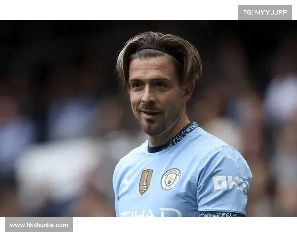 曼城7号后卫的传奇背后:他如何在球队中扮演关键角色并超越历史期许 曼城7号后卫的传奇背后:他如何在球队中扮演关键角色并超越历史期许