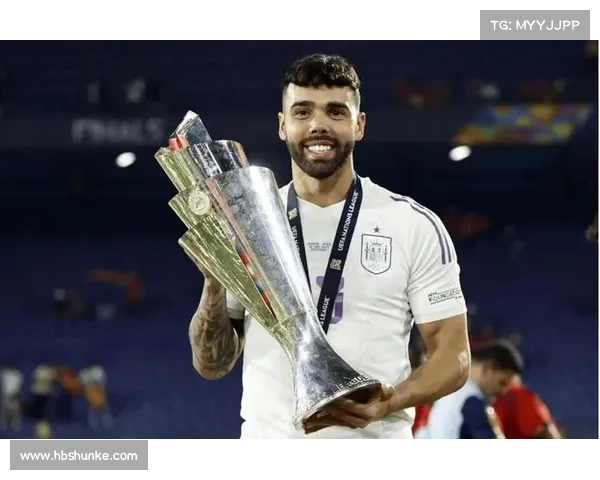 深入解析如何全面了解足球名将大卫路易斯在球场中的具体位置