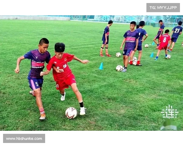 孙兴慜积极参与国际青少年足球发展项目助力提升全球足球影响力