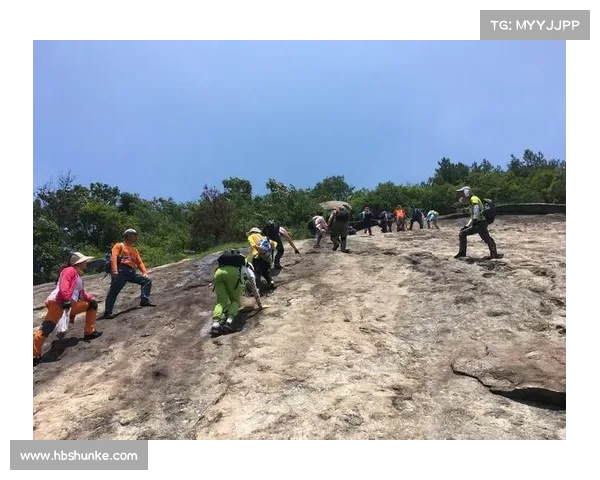 岩石攀爬大师赛精彩回顾与顶尖选手精彩表现全解析